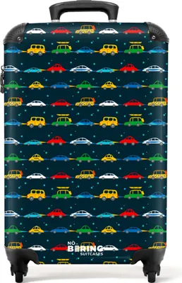 Produktbild von NoBoringSuitcases.com® Koffer Handgepäck Trolley Rollkoffer Kleine Reisekoffer mit 4 Rollen - Muster - Jungen - Auto - Sterne - Cabin Size < 55x40x23 cm & 55x40x20 cm - Fotokoffer - Kabinenkoffer - BoardgepäckHandgepäck Koffer 55x35x20 cm, 36L,