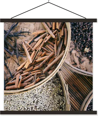 Produktbild von MuchoWow® Textilposter Kräuter auf der Kaffeeplantage 120x120 cm mit schwarzem Rahmen - Aufhängungsset