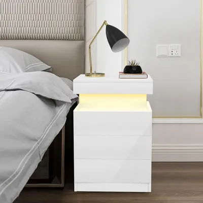 Image de Table de chevet blanche avec éclairage LED, prise électrique et fonction de charge, 3 tiroirs, couleur réglable, dimensions : 45 x 40 x 67 cm