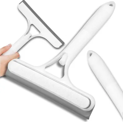 Immagine prodotto di Un pratico tergivetro in silicone con dispenser 3-in-1