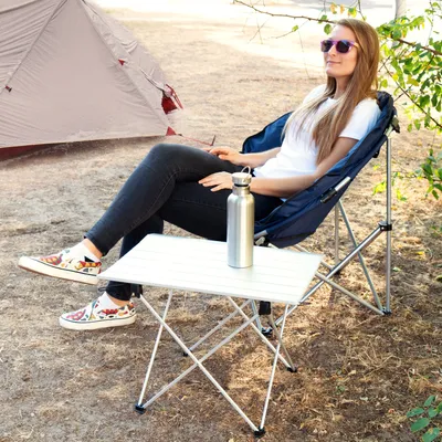 Produktbild von Navaris Campingtisch Camping Klapptisch ultraleicht - 55,7x40,5x38,5cm Alu Tisch Balkon klappbar - Beistelltisch Balkontisch klein