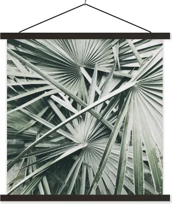Produktbild von MuchoWow® Textilposter Tropisch - Palmenblatt - Grün 90x90 cm mit schwarzem Rahmen - Magnetisches