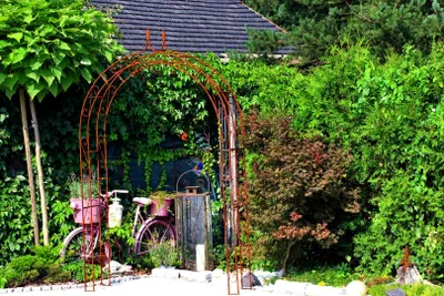 Produktbild von Rosenbogen HOLLAND Lilie-Spitze Gesamtbreite 2,20 m Edelrost Pergola Metallrosenbogen Gartenbogen Rosensäule Rozeboog Pergola
