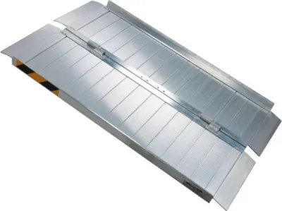 Obrázok produktu pre Nájazdová rampa, prenosná, skladacia, 122cm, 270kg