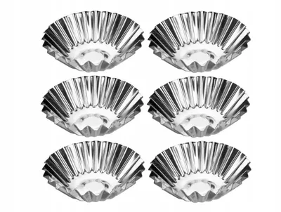 Image de Moules en métal pour cupcakes et muffins en acier 6 pièces.