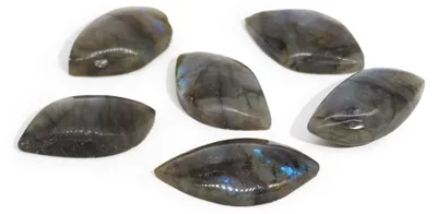 Produktbild von Labradorit-Steine aus Madagaskar – Blatt (ca. 13-20 Gramm, 40-50 mm)
