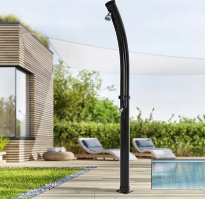 Zdjęcie produktu dla ML-Design prysznic solarny 20L 222cm okrągły z obrotową okrągłą głowicą prysznicową, czarny zakrzywiony, ciepła woda 60°C bez podłączenia do zasilania, z przyłączem węża ogrodowego