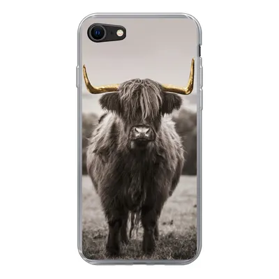 Produktbild von MuchoWow® Handyhülle Schutzhülle Hülle für iPhone 8 Schottischer Highlander - Gold - Hörner Silikon Softcase Handy Hülle - Schutzhaube