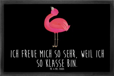 Produktbild von Mr. & Mrs. Panda bodenmatte Flamingo Stolz 60 x 90 cm - Schwarz - Geschenk, Schmutzmatte, Rosa, Freude, fußmatte, Fussmatte, Schmutzfangmatte, Mama, Fußabstreifer