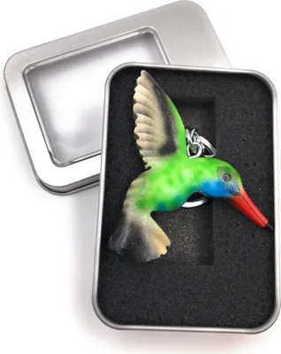 Produktbild von Schlüsselanhänger Holz Kolibri Vogel Tier flegend grün Wirbeltier Anhänger in Geschenkbox