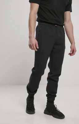Produktbild von Urban Classics TB3955 | Basic Track Pants Trainingshose Herren - Farbe: Black - Größe: L
