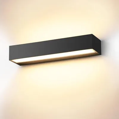 Immagine prodotto di Lampada da parete a LED da 30 cm, nera, luce bianco caldo 3000 K, 18 W