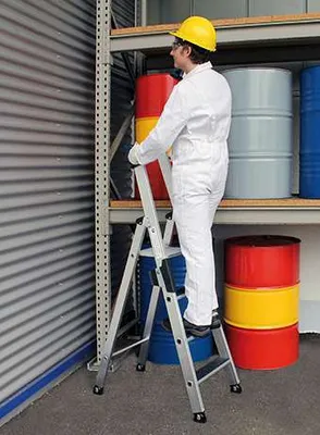 Produktbild von Günzburger Steigtechnik Stufen-Stehleiter einseitig begehbar mit clip-step 9 Stufen - 041509