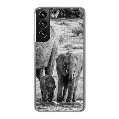 Produktbild von MuchoWow® Handyhülle Schutzhülle Hülle für Samsung Galaxy S22 Plus Elefant - Wasser - Tiere - Schwarz - Weiß Silikon Softcase Handy Hülle - Schutzabdeckung