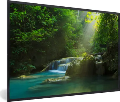 Produktbild von MuchoWow® MuchoWow® Gerahmtes Poster Dschungel - Wasserfall - Pflanzen - Jungen - Mädchen - Kinder 90x60 cm - Poster mit zchwarzem Bilderrahmen - Fotorahmen - Foto-Plakat
