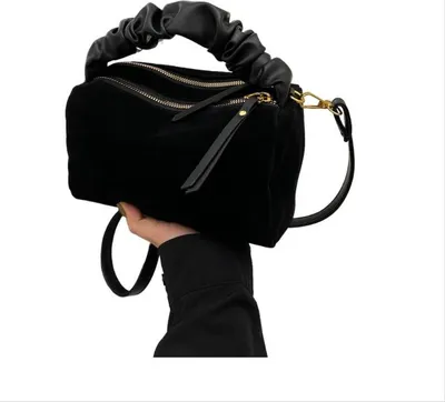 Image de INF Élégant Sac à Bandoulière Plissé Noir avec Chaîne - Sac à Main Polyvalent