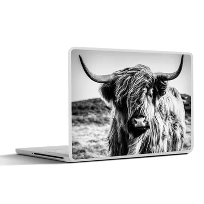 Produktbild von MuchoWow® Laptop Aufkleber Sticker Cover Schottischer Highlander - Natur - Kuh - Schwarz - Weiß 30x21 cm - Sticker für Laptop - Selbstklebend