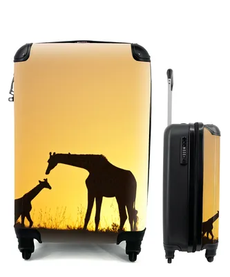 Produktbild von MuchoWow® Koffer Handgepäck Trolley Rollkoffer Kleine Reisekoffer mit 4 Rollen - Giraffe - Scherenschnitt - Kalb - Cabin Size < 55x40x23 cm & 55x40x20 cm - Fotokoffer - Kabinenkoffer - Boardgepäck - Reise-Box - Reisekoffer - Reisegepäck - Koffer mit Bild - Trolley für Kinder