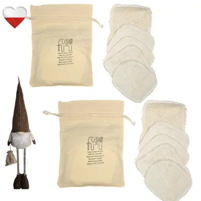 Produktbild von Set mit 10 verschiedenen Make-up-Entferner-Pads aus Bambus, verpackt in einem leichten Baumwollbeutel.