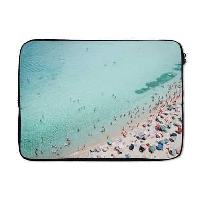 Produktbild von MuchoWow® Laptop Hülle 13 Zoll Meer - Strand - Sonnenschirme - Blau - Sommer Laptoptasche - Laptophülle - Sleeve - Rundumschutz