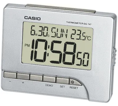 Image de Casio Montres Réveil DQ-747-8EF