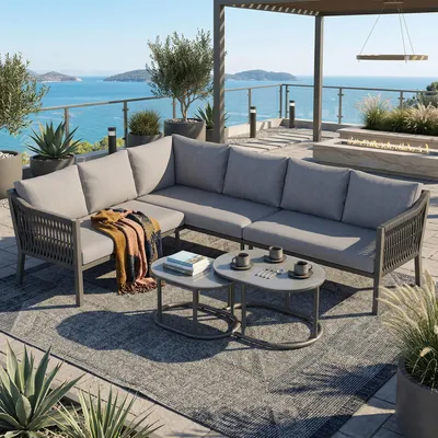 Image de Ensemble de salon de jardin Merax avec canapé d'angle et tables basses, ensemble de mobilier de jardin en fer galvanisé, canapé d'extérieur avec plateau en verre et cordage tressé à la main, gris