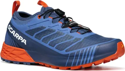 Trailrunning-Schuh "Ribelle Run GTX" von Scarpa in Blau und Orange; mit rutschfester Sohle und atmungsaktivem Obermaterial.