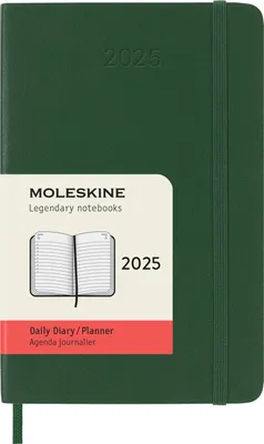 Produktbild von Moleskine 12 Monate Tageskalender 2025, Pocket/A6, 1 Tag = 1 Seite, Weicher Einband, Myrtengrün