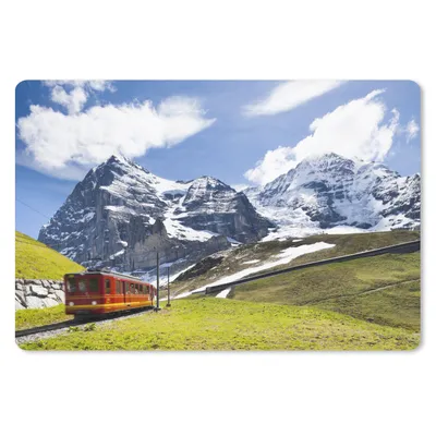 Produktbild von MuchoWow® Mauspad Mousepad Ein roter Zug mit Bergen im Hintergrund 27x18 cm - Mousepads - Maus Mat - Pad - Mausunterlage - Büroartikel - Desk Matten