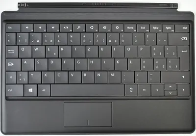 Produktbild von Microsoft Surface Type Cover [2. Generation, QWERTZ-CH-Layout] schwarz