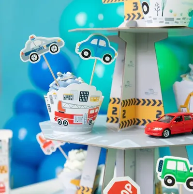 Image de Support à muffins garage pour voitures 46x34cm - Party Pal
