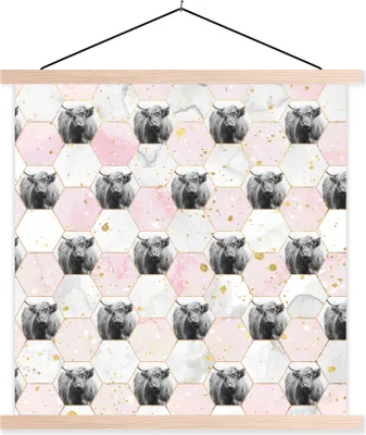 Produktbild von MuchoWow® Textilposter Scottish Hochlandrind - Marmor - Schwarz - Weiß 40x40 cm mit holzfarbenen Rahmen - Posterleiste