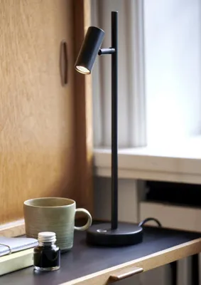 Produktbild von OMARI Tisch LED Schwarz