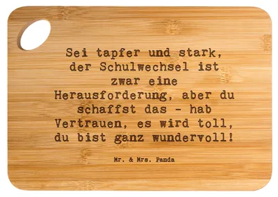 Produktbild von Mr. & Mrs. Panda Frühstücksbrettchen Spruch Einen Schulwechsel bewältigen - Transparent - Geschenk, Holzbrett, Mutmacher, holzschneidebrett, Holzbrettchen, Trost, Kinder