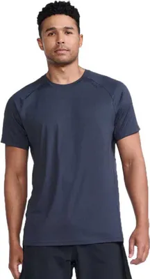 Produktbild von 2xu Motion Kurzarm-t-shirt Blau S Mann Blau S