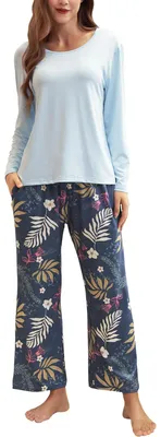 Image de Ensemble pyjama pour femmes, idéal pour l'automne et l'hiver