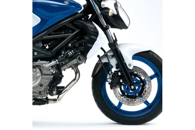 Zdjęcie produktu dla PUIG 9832N Przedłużenie przedniego błotnika pasujące do SUZUKI SFV650 GLADIUS Czarny