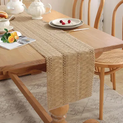 Produktbild von Makramee Tischläufer in Beige mit Quasten 30x183 cm, Häkelspitze für Boho-Dekoration, Hochzeit und Party, abwaschbar