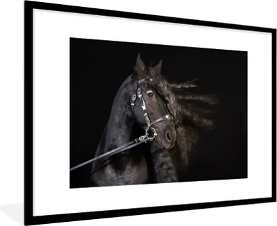 Produktbild von MuchoWow® MuchoWow® Gerahmtes Poster Pferd - Halfter - Mähne 90x60 cm - Poster mit zchwarzem Bilderrahmen - Wanddekoration - Fotos