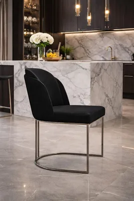 Immagine prodotto di Quattro moderne sedie da pranzo nere con struttura in metallo e imbottitura confortevole