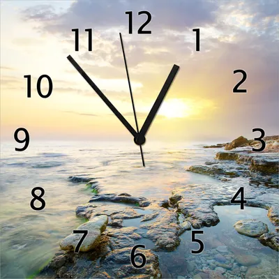 Produktbild von Wallario Design Wanduhr Sonnenuntergang über dem Meer aus Echtglas, Größe 30 x 30 cm