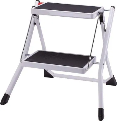 Produktbild von Famanu Klapptrittleiter 2 große Stufen - 49x49x45 cm - belastbar bis 150 kg - schwarz