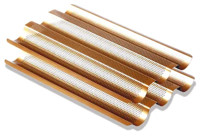 Immagine prodotto di Teglia antaderente perforata per baguette francesi, realizzata in carbonio