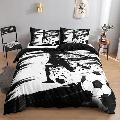 Produktbild von Bettwäsche-Set Fußball 155x220 cm Schwarz-Weiß 2-teilig Mikrofaser mit Reißverschluss