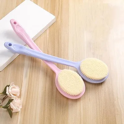 Produktbild von Badebürste mit langem Griff aus PP, Rückenpeelingbürste als Waschhilfe für Senioren zur täglichen Dusche und Ganzkörperreinigung