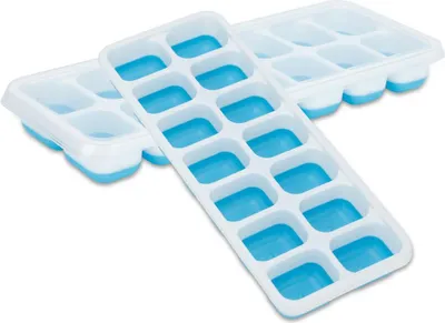 Obrázek produktu pro Intirilife Formy na kostky ledu v MODRÉ barvě - sada 4 à 14 přihrádek Silikonové formy na kostky ledu s víkem - zásobník na kostky ledu, který lze uzavřít a stohovat s flexibilní základnou