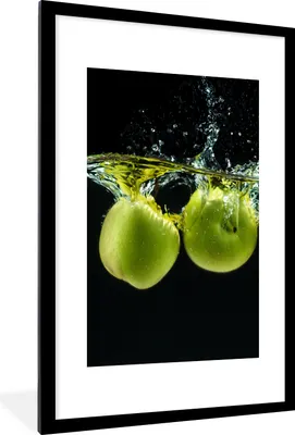Produktbild von MuchoWow® Gerahmtes Poster Äpfel - Obst - Wasser - Schwarz - Grün 60x90 cm - Poster mit Schwarzem Bilderrahmen Wandposter Rahmen Foto Bilder - Dekoration - Wandposter Wohnzimmer - Hochwertig