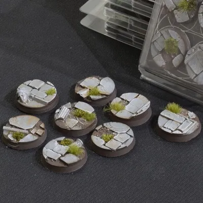 Produktbild von Gamers Grass 32mm Temple Bases, rund