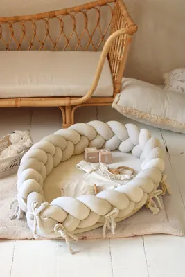 Produktbild von Babynest 2-in-1, Nestchen, & Bettschlange Creme – Velours, handgeflochten, | Letino