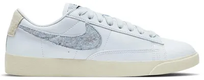 Imagen del producto de Nike Blazer Low SE, colección de lana reciclada, color azul claro (para mujer) - Talla EU 38